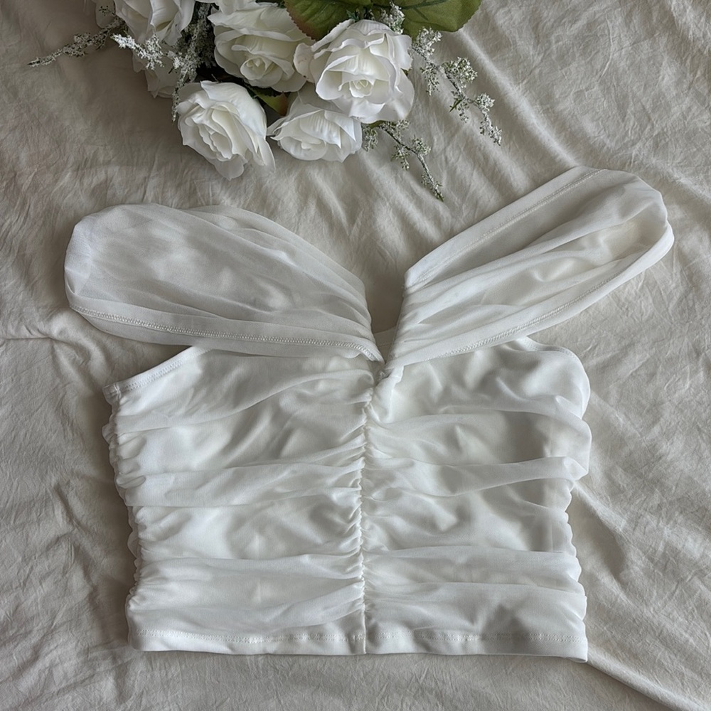 Elegant White Ruched Women's Top